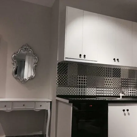 Vivian House * سالونيك